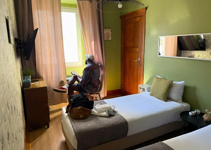 日落目的地旅馆 *