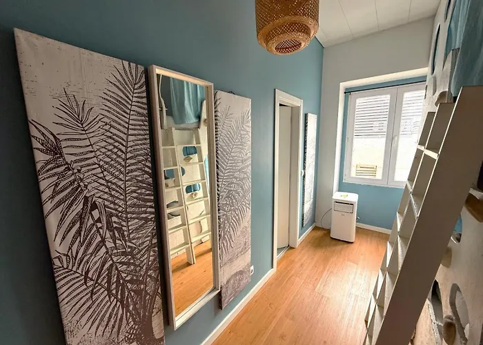 日落目的地旅馆 *