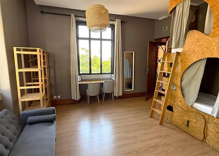 日落目的地旅馆 旅馆