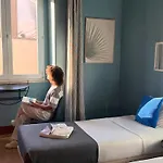 Sunset Destination אכסניה *