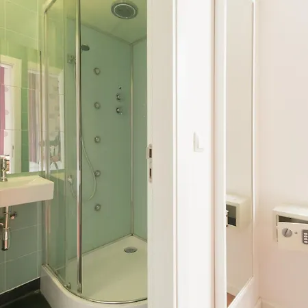Sunset Destination Hostel Lisboa