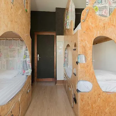 Sunset Destination Hostel *