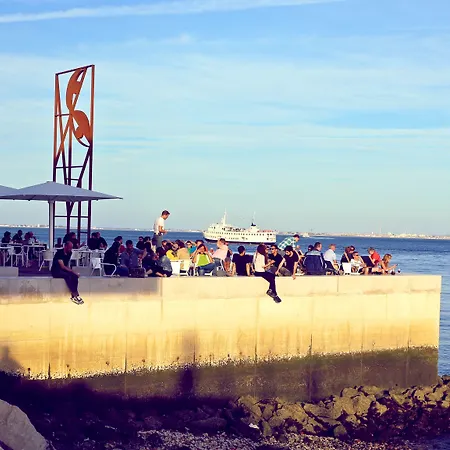 Sunset Destination Lisbon