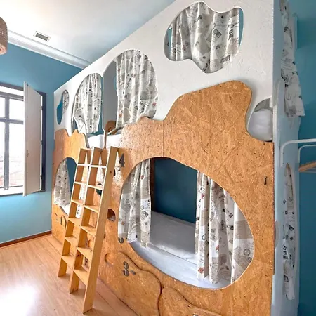 Sunset Destination Hostal *