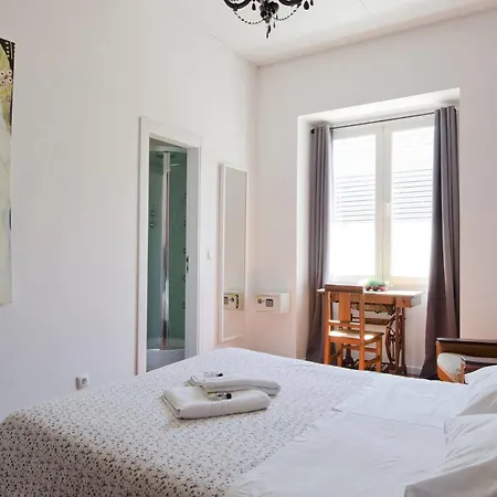 Sunset Destination Hostel Lisboa