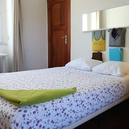 Sunset Destination Hostel Lisbon